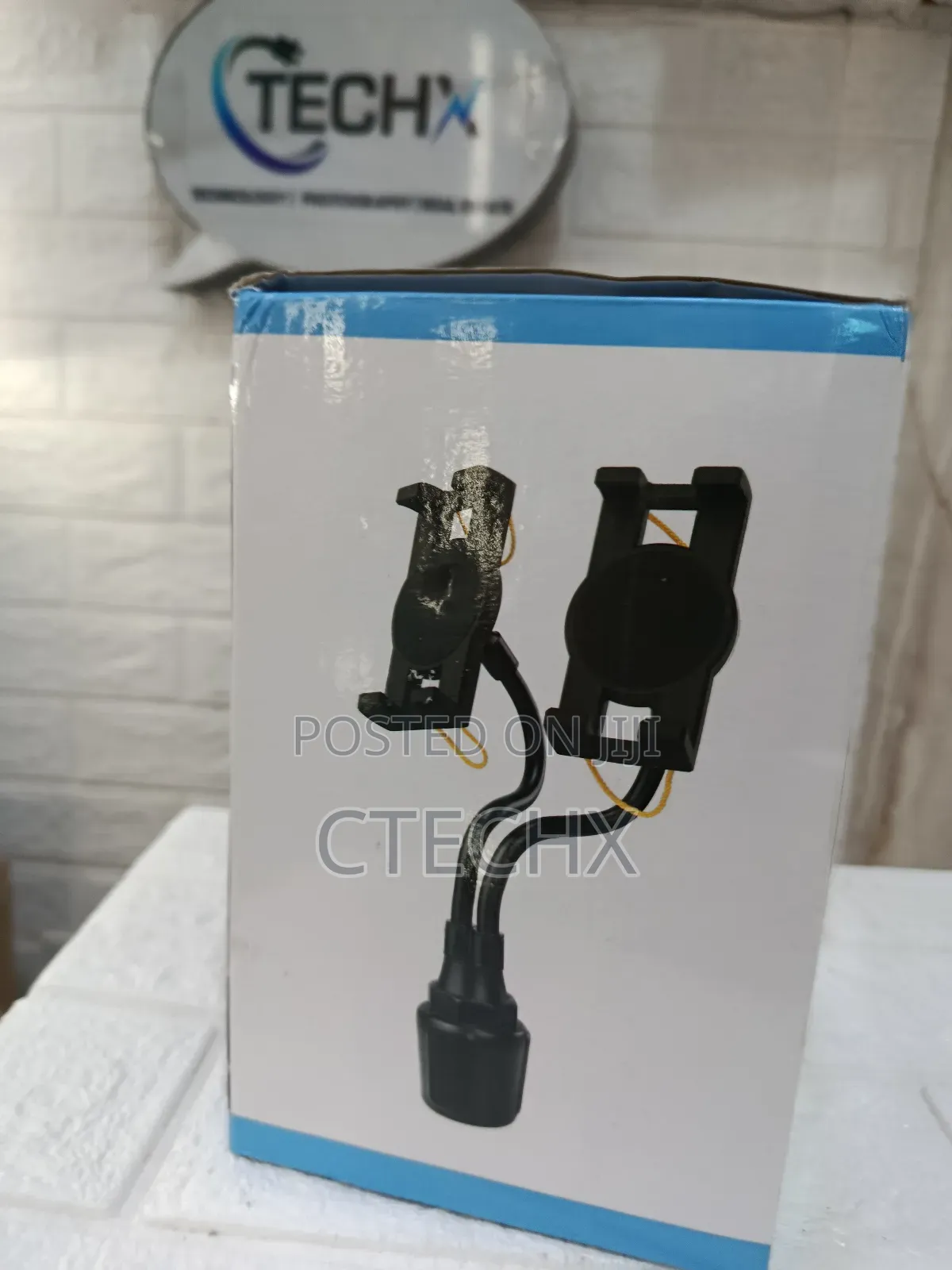 Adjustable Dual Car Cup Holder Tablet Mount for iPad, iPhone, Samsung