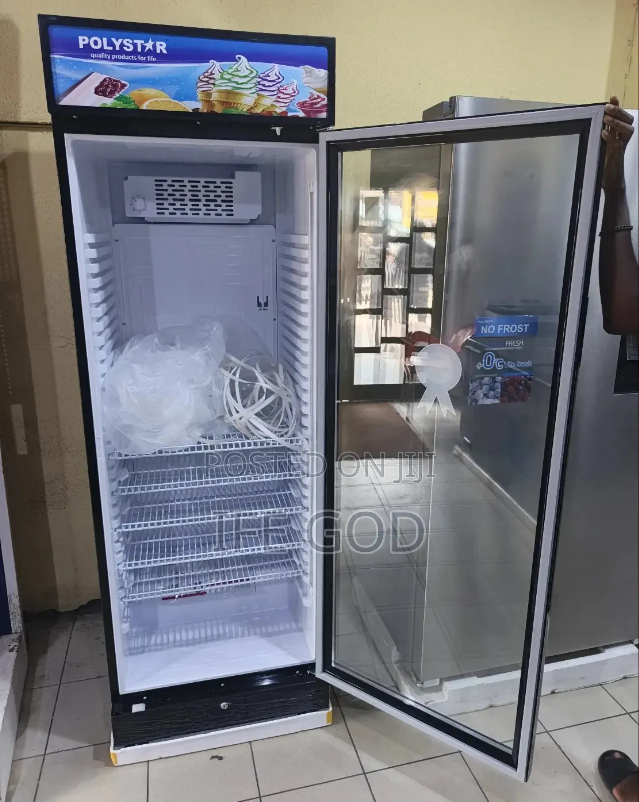 Original Quality Polystar Inverter Low Voltage Showcase Glass 450l