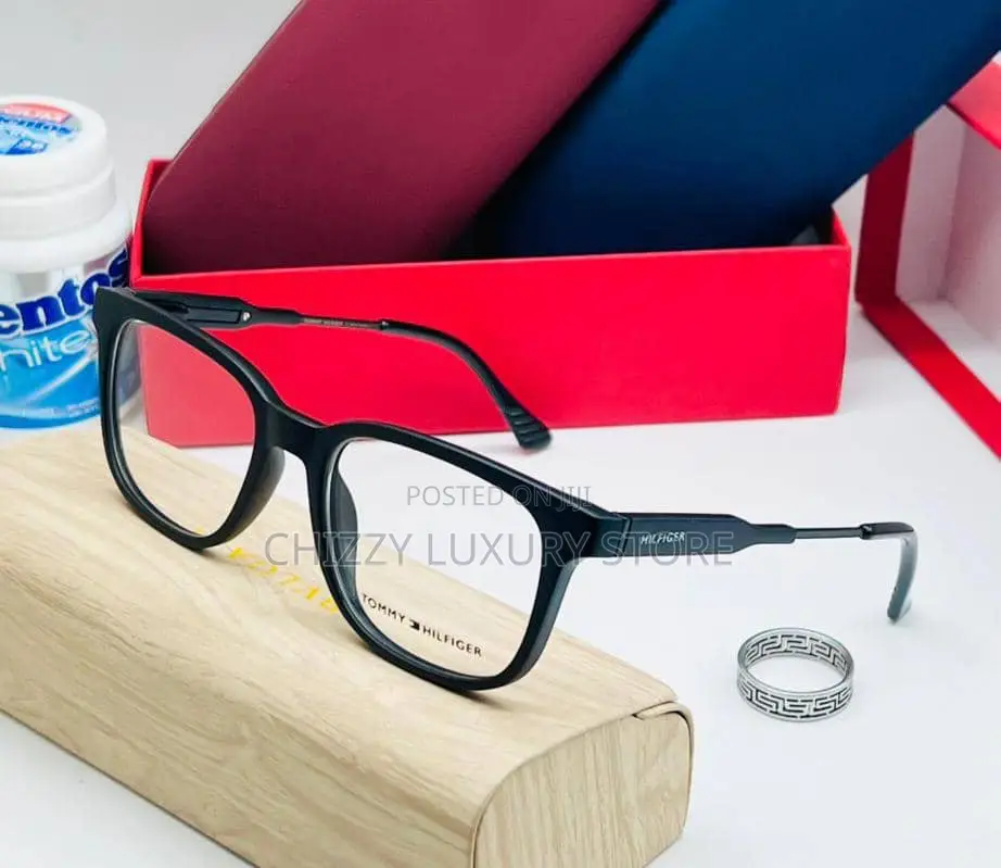 Tommy Hilfiger Quality Luxury Frame Glasses