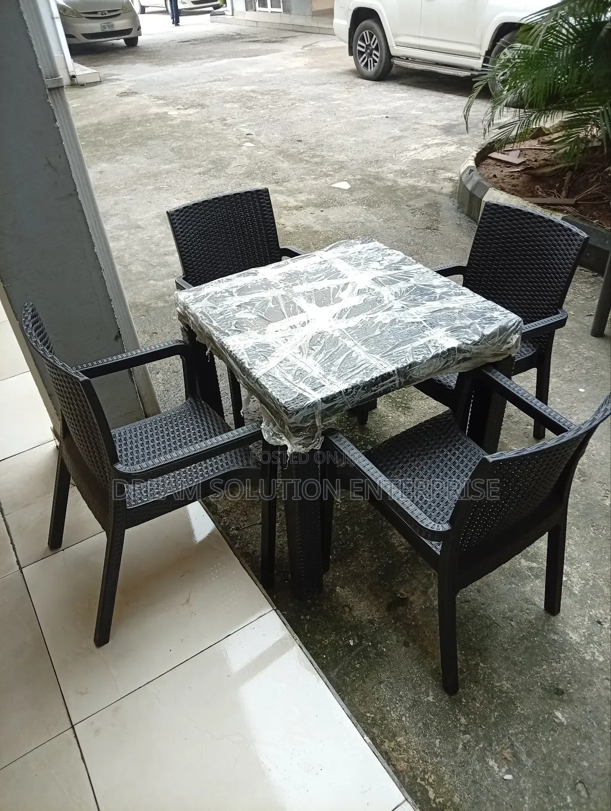 Four Seater Plastic Table With Chairs for Bar