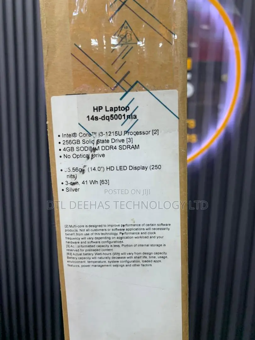 New Laptop HP 14S 4GB Intel Core I3 SSD 256GB