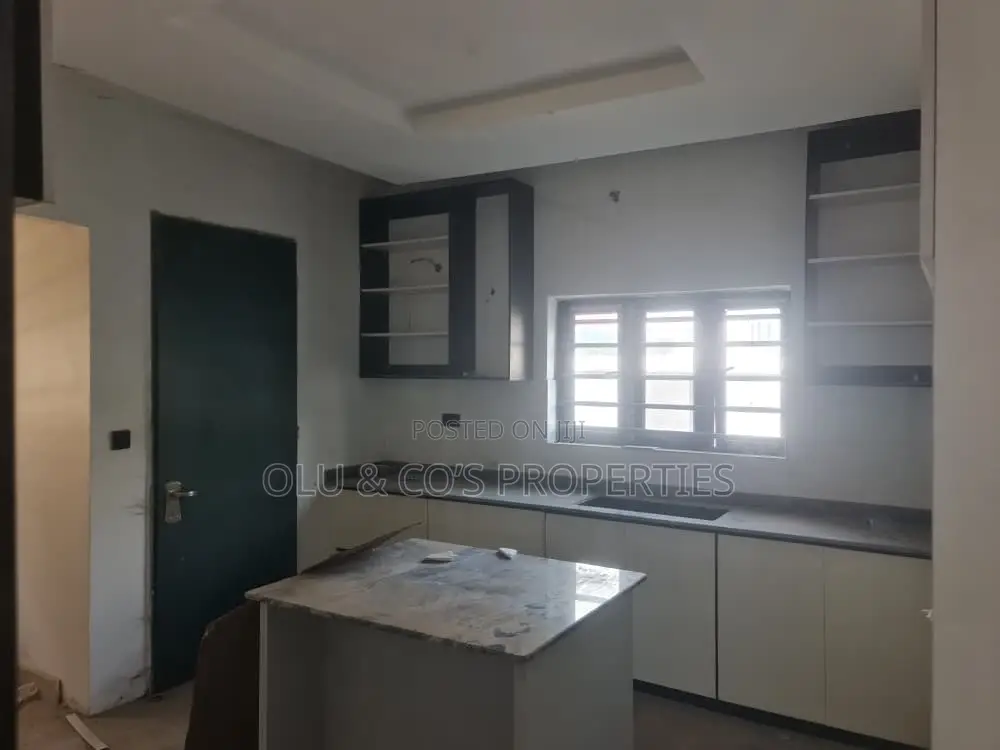 4bdrm Duplex in An Estate Along Von, Lugbe District for rent