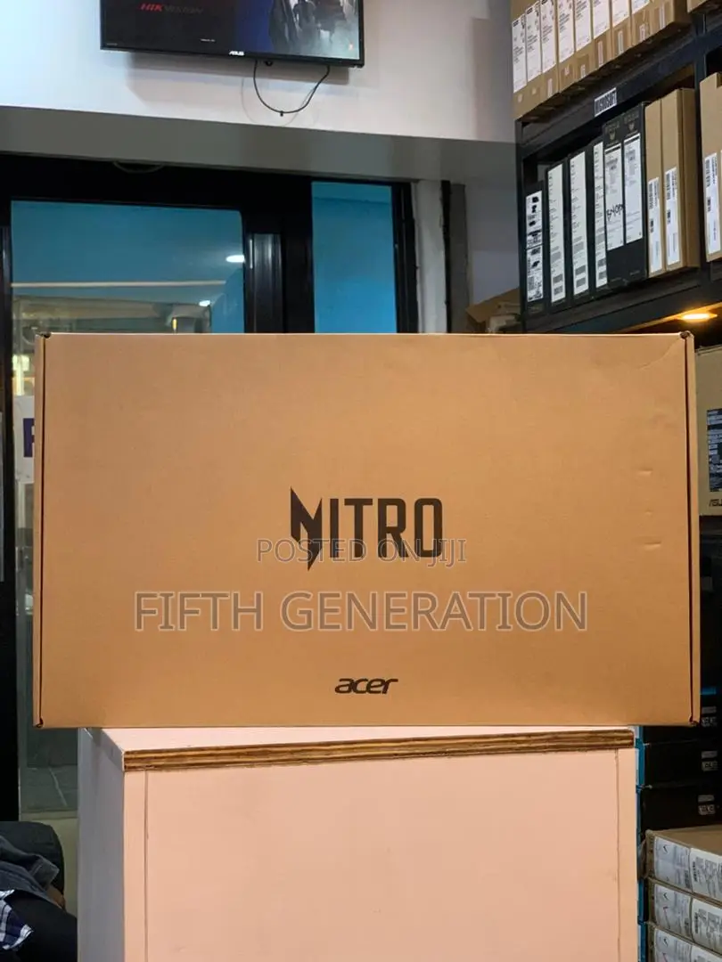 New Laptop Acer Nitro 17 32GB AMD Ryzen 7 SSD 1T