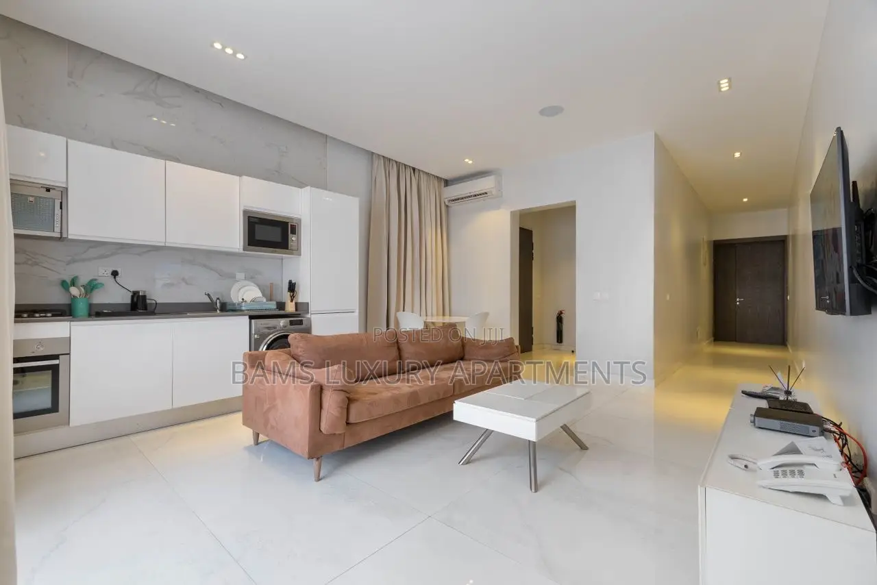 Urban 1 Bedroom Apartment With Top Notch Amenities Available.