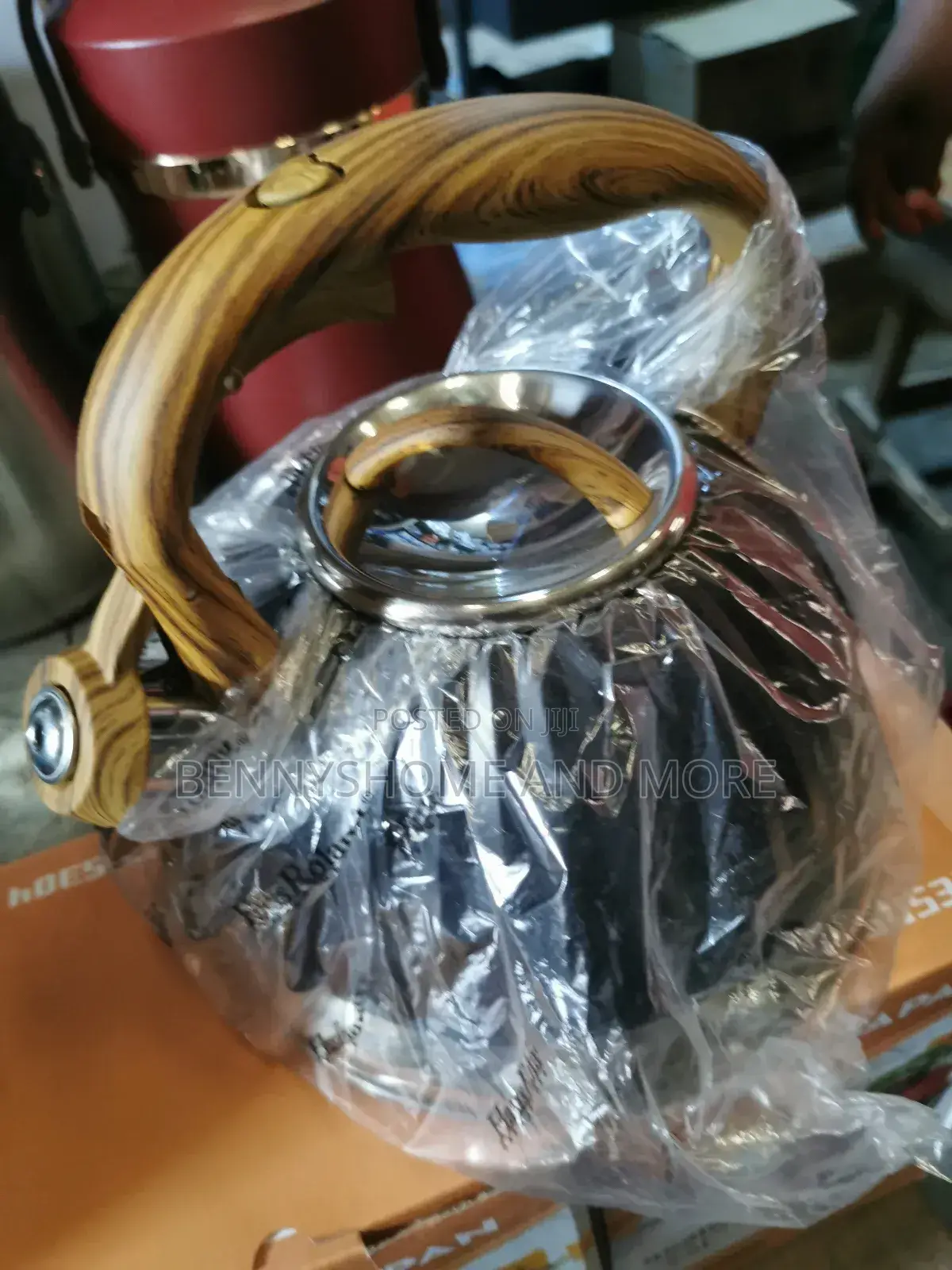 Stainless Steel Whistling Kettle – Premium Quality