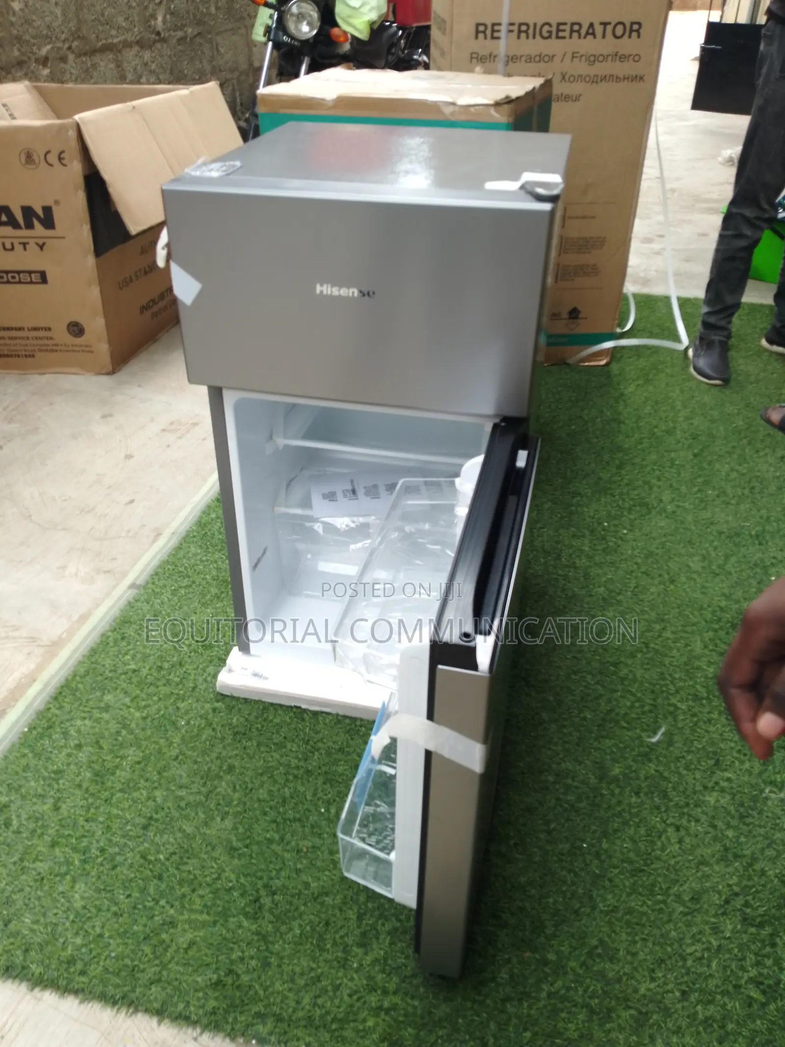 Hisense 87l Double Door Fridge Ref120dr