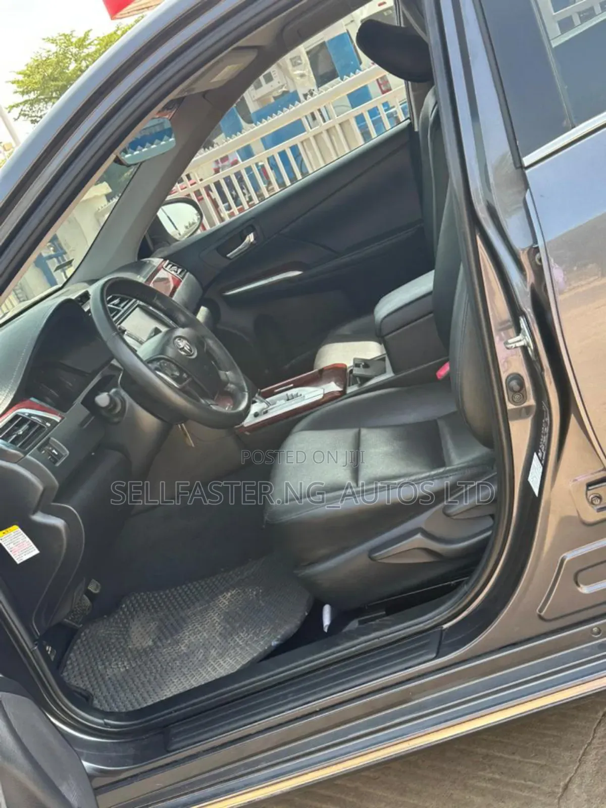 Toyota Camry 2014 Gray