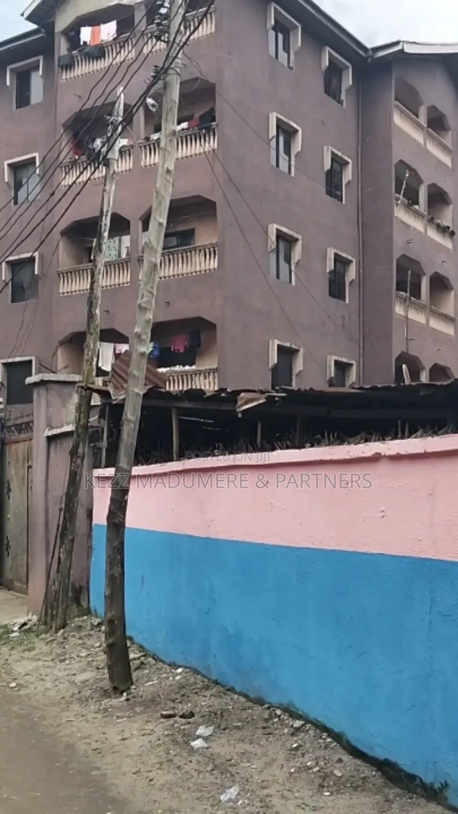 12bdrm Block of Flats in By Powerline , Aba for sale