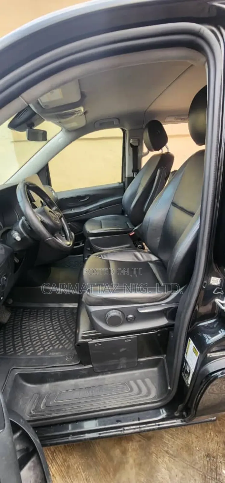 Mercedes-Benz Metris 2.0 FWD 2018 Black