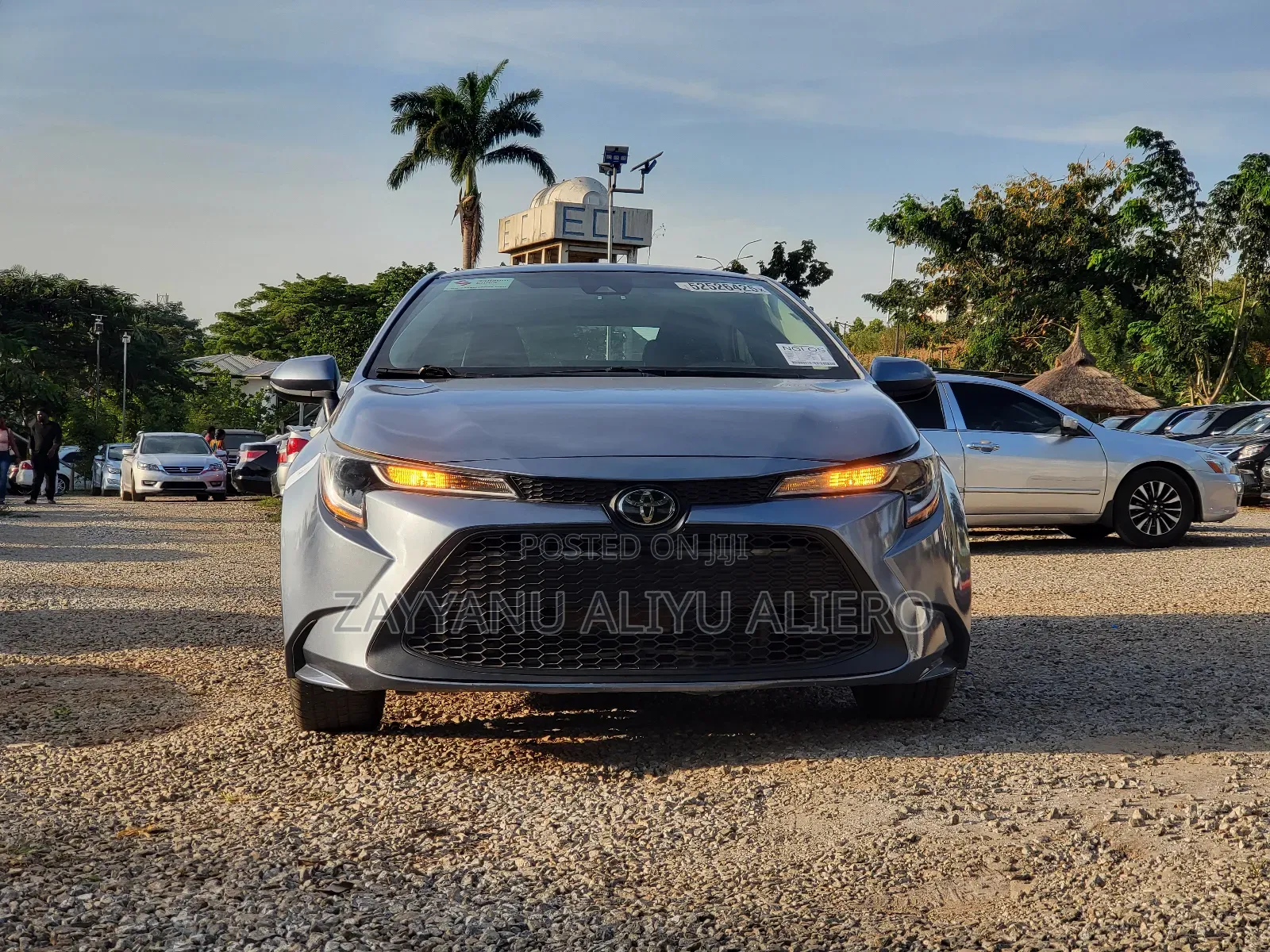 Toyota Corolla LE 2021 Gray