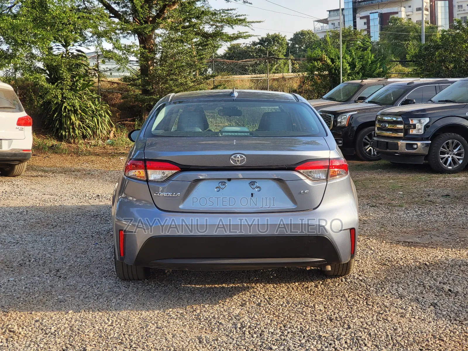 Toyota Corolla LE 2021 Gray