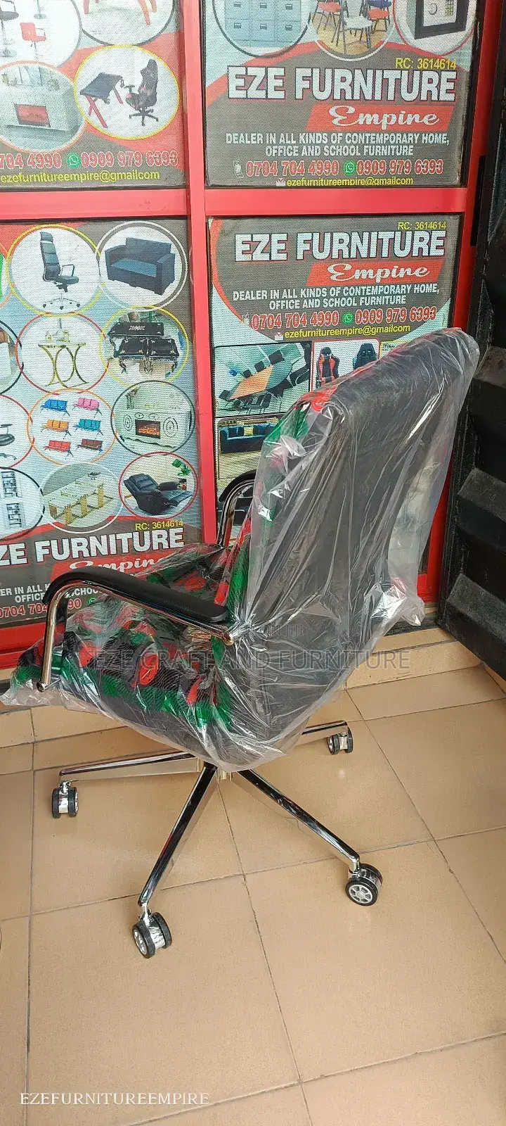 Emel 07swivel Chair