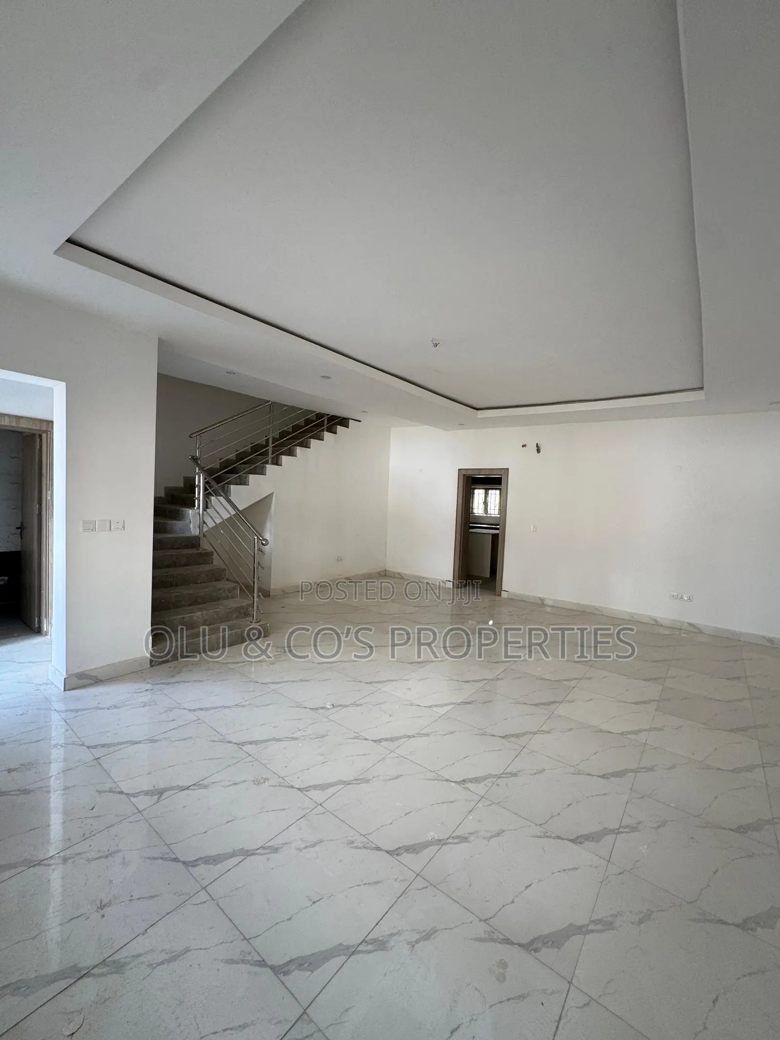 4bdrm Duplex in Life Camp for rent