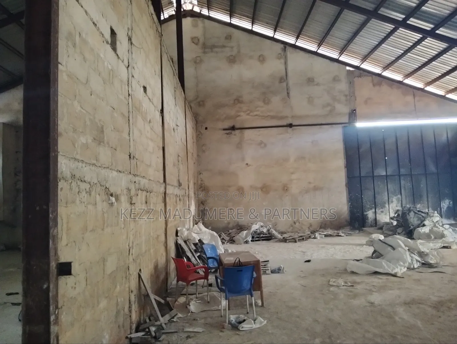 To Lease: Sizeable Warehouse Within Osisioma Flyover,Aba, Abia State