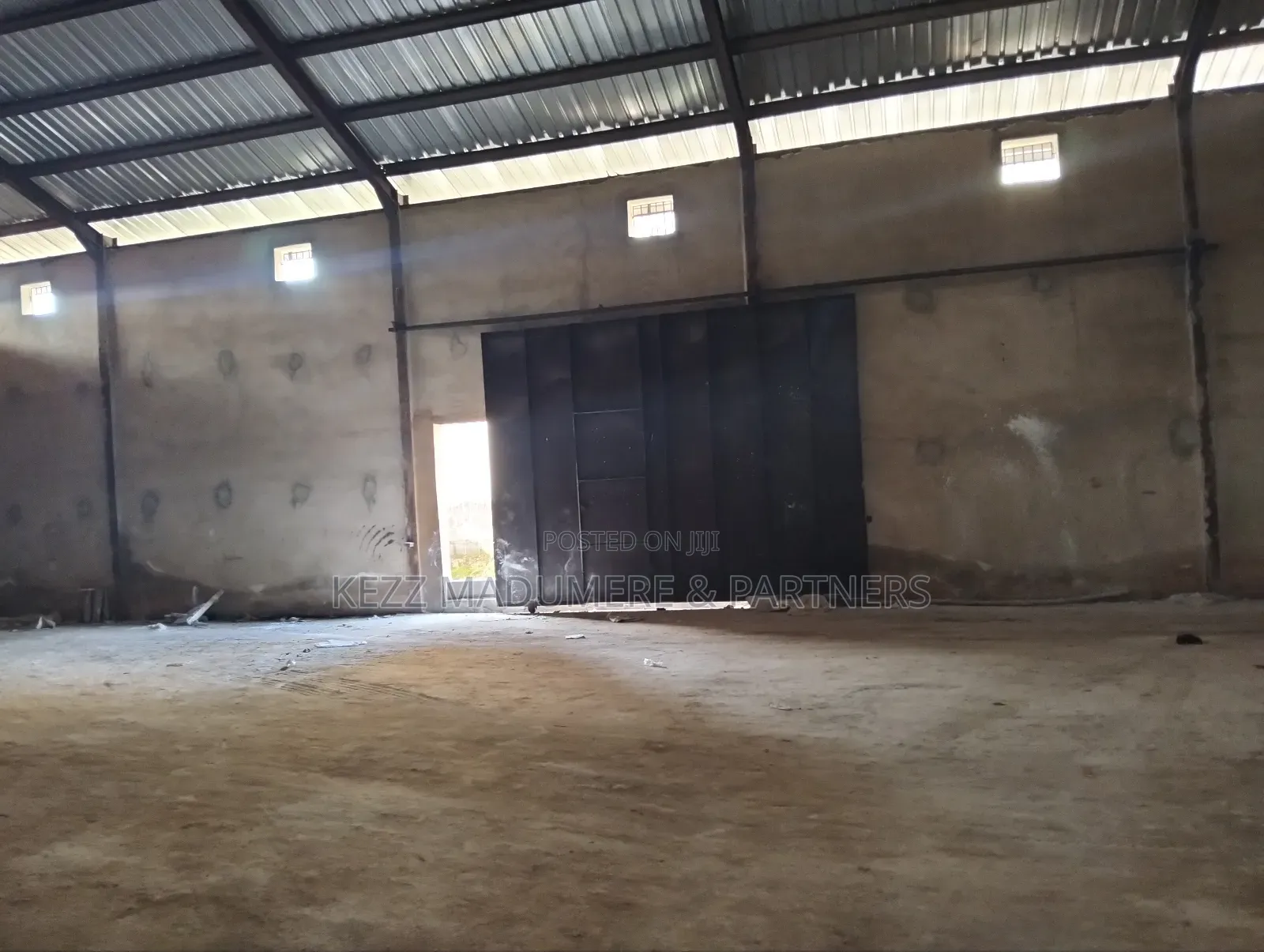 To Lease: Sizeable Warehouse Within Osisioma Flyover,Aba, Abia State