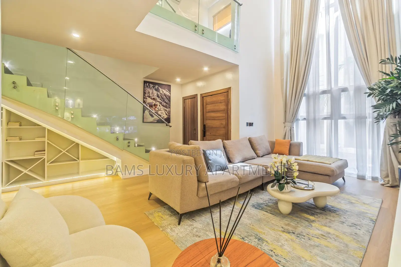 Luxurious 2 Bedroom Maisonette/ Smart Home With Ps5