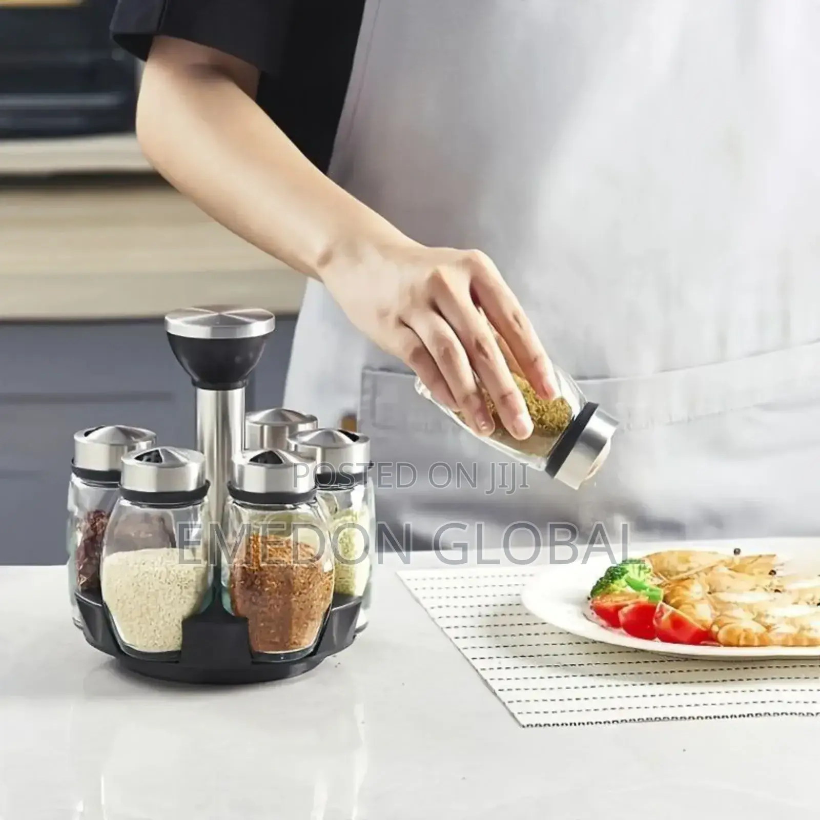 6pcs Spice Seasonings Bottles With Revolving Rack