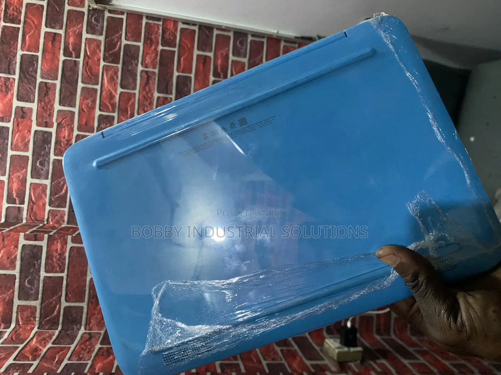 Laptop HP 2GB HDD 32GB