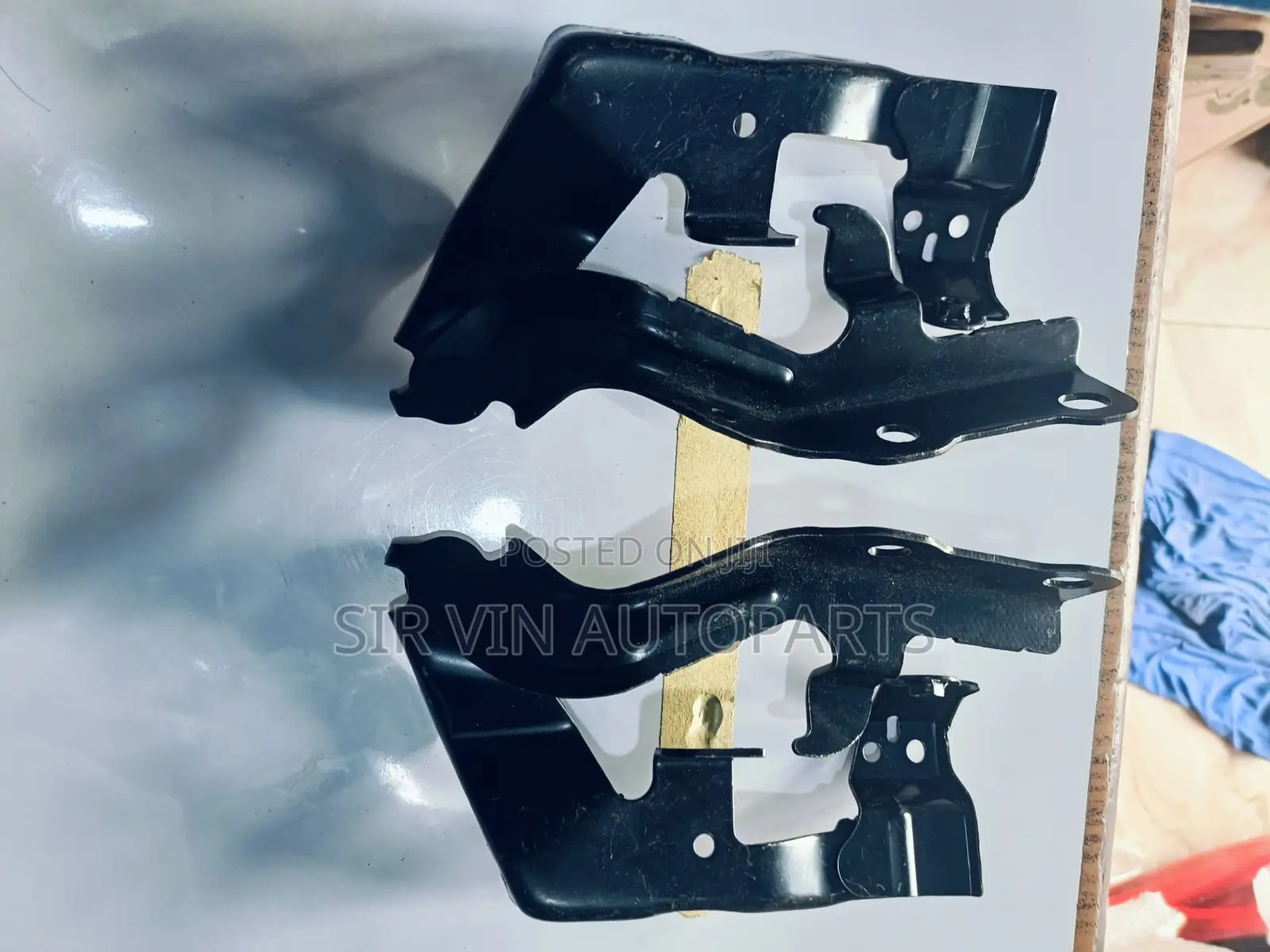 Bonnet Hanger For Camry 2012