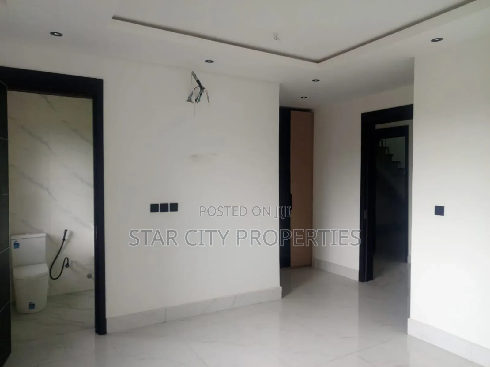 5bdrm Duplex in Ikeja for rent