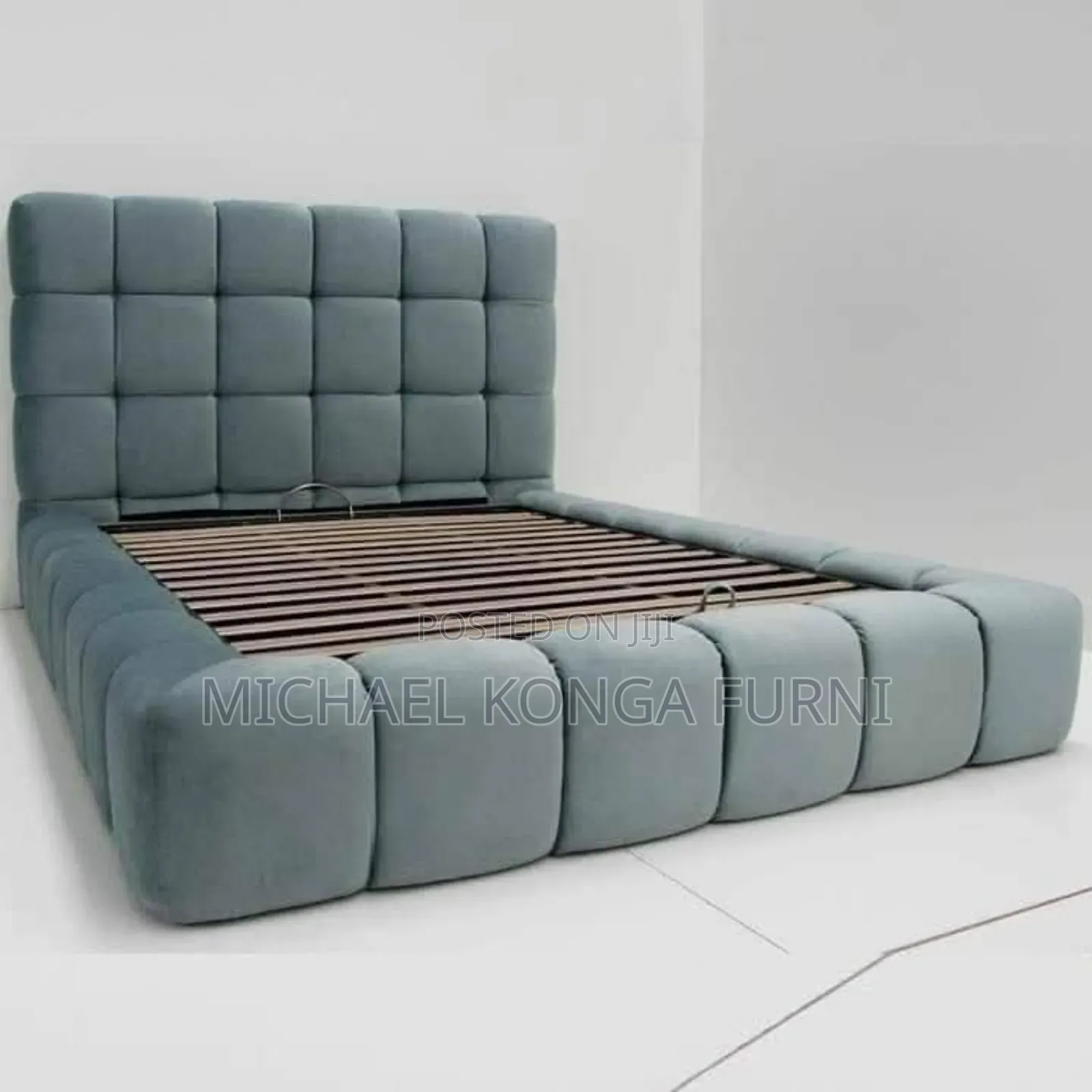 Classic Padded Bed