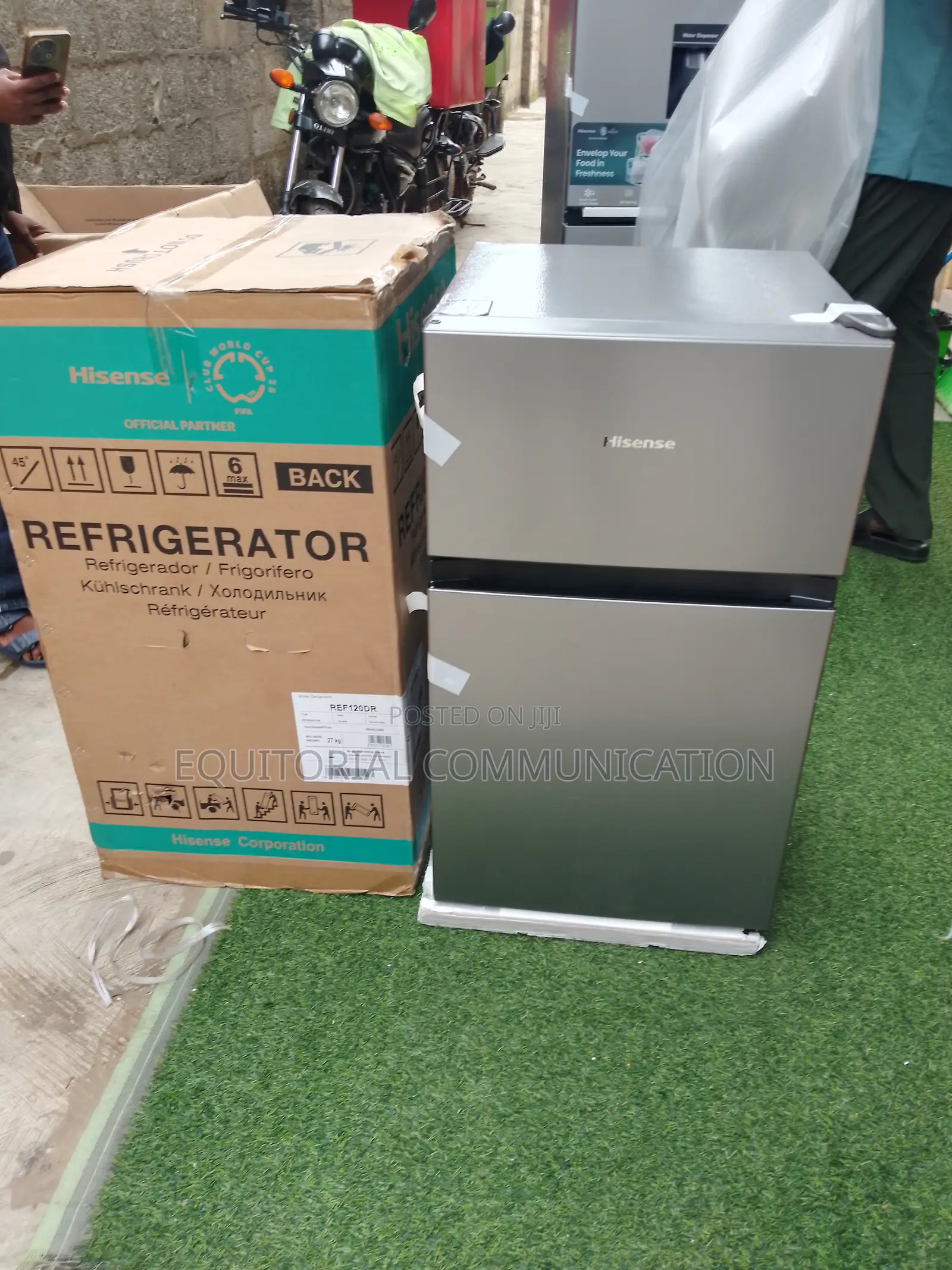 Hisense Ref120dr Sleek Compact Double Door Refrigerator