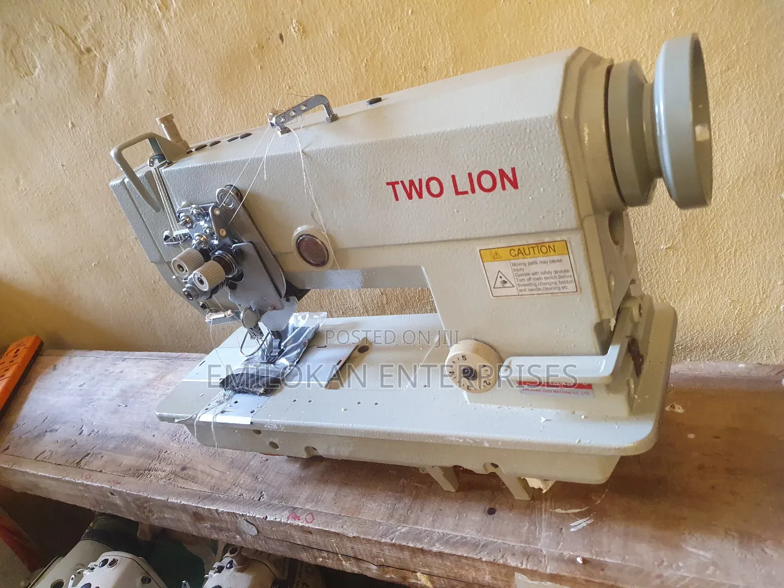 Industrial Two Lion Double Needle Sewing Machine Model T-845