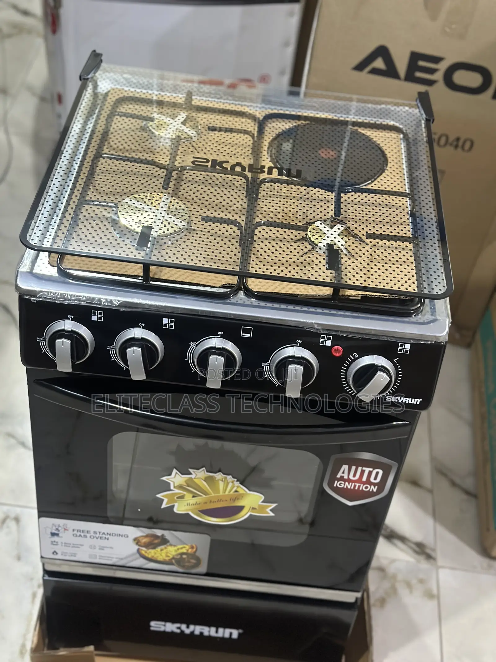 Skyrun 3+1 Burner Arrangement Gas Cooker (Gcs-3g1e/X)
