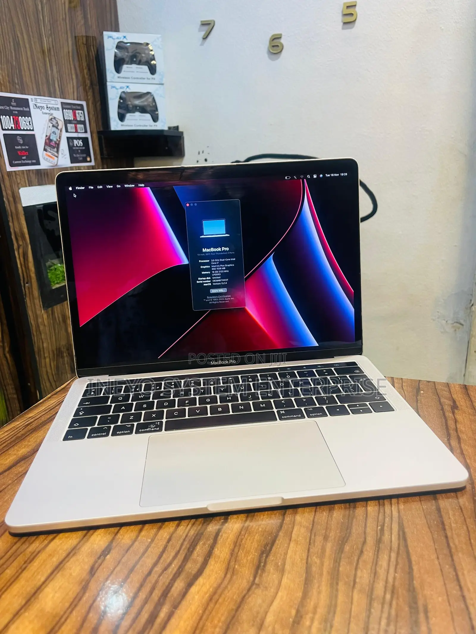 Laptop Apple MacBook Pro 2017 16GB Intel Core I7 SSD 512GB