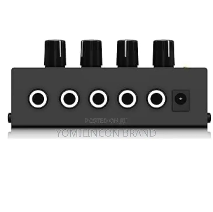 Behringer Microamp Ha400 Ultra-Compact 4 Channel Stereo Headphone