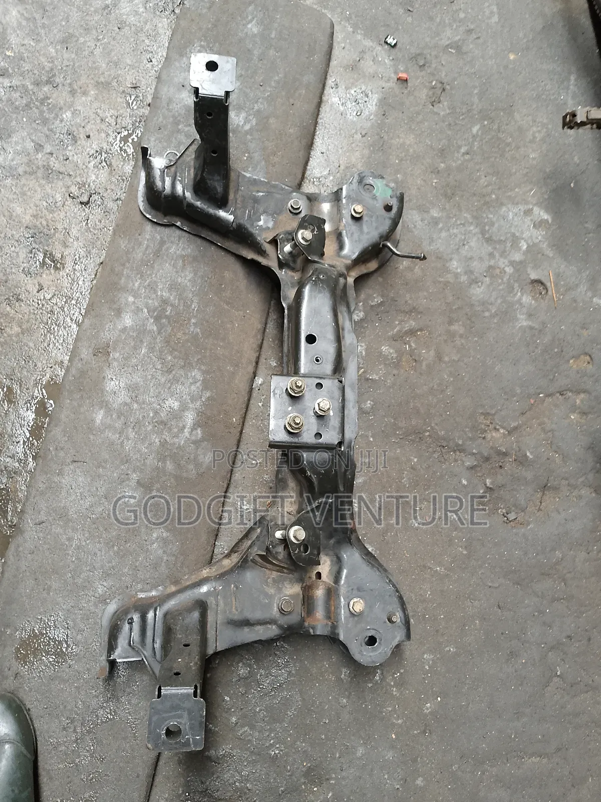 Front Beam Ford Escape, Mazda Tribute 2005