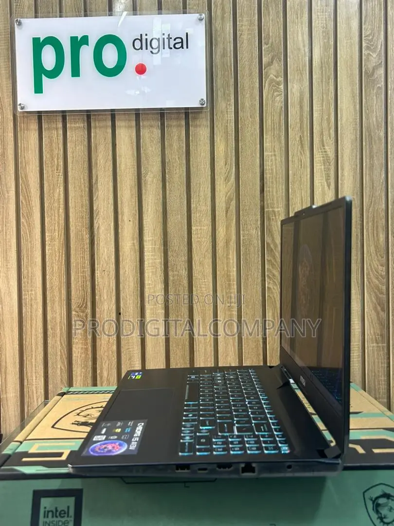 Laptop MSI Cyborg 15 32GB Intel Core i7 SSD 512GB