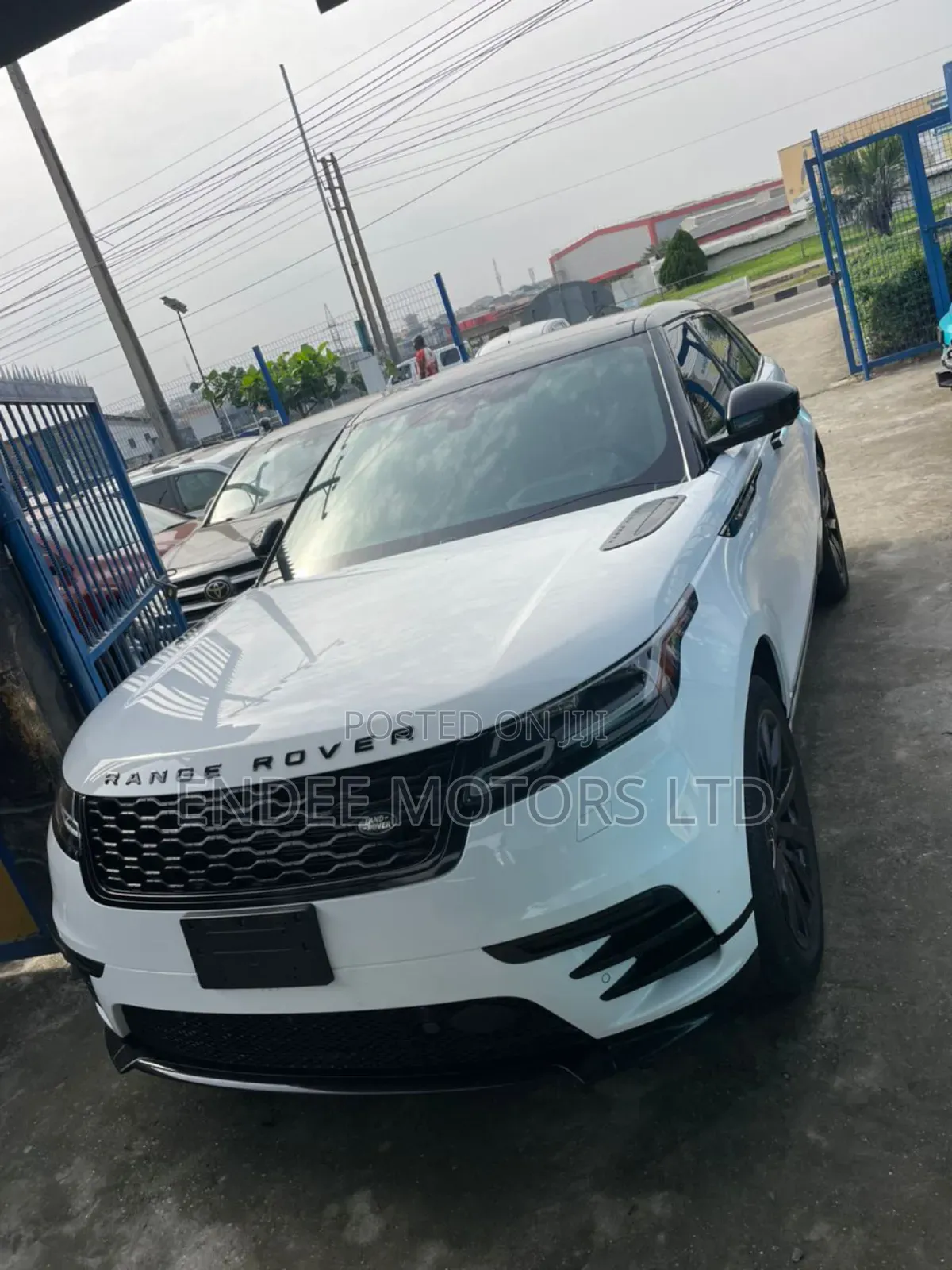 Land Rover Range Rover Velar R-Dynamic HSE 2021 White