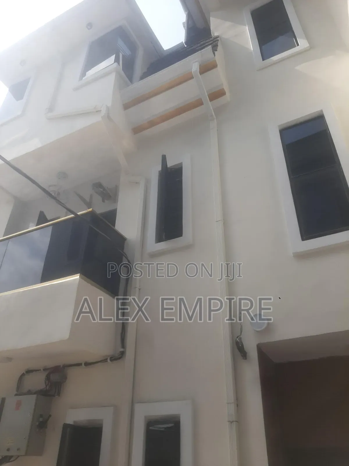 2bdrm Apartment in Ago Palace for rent