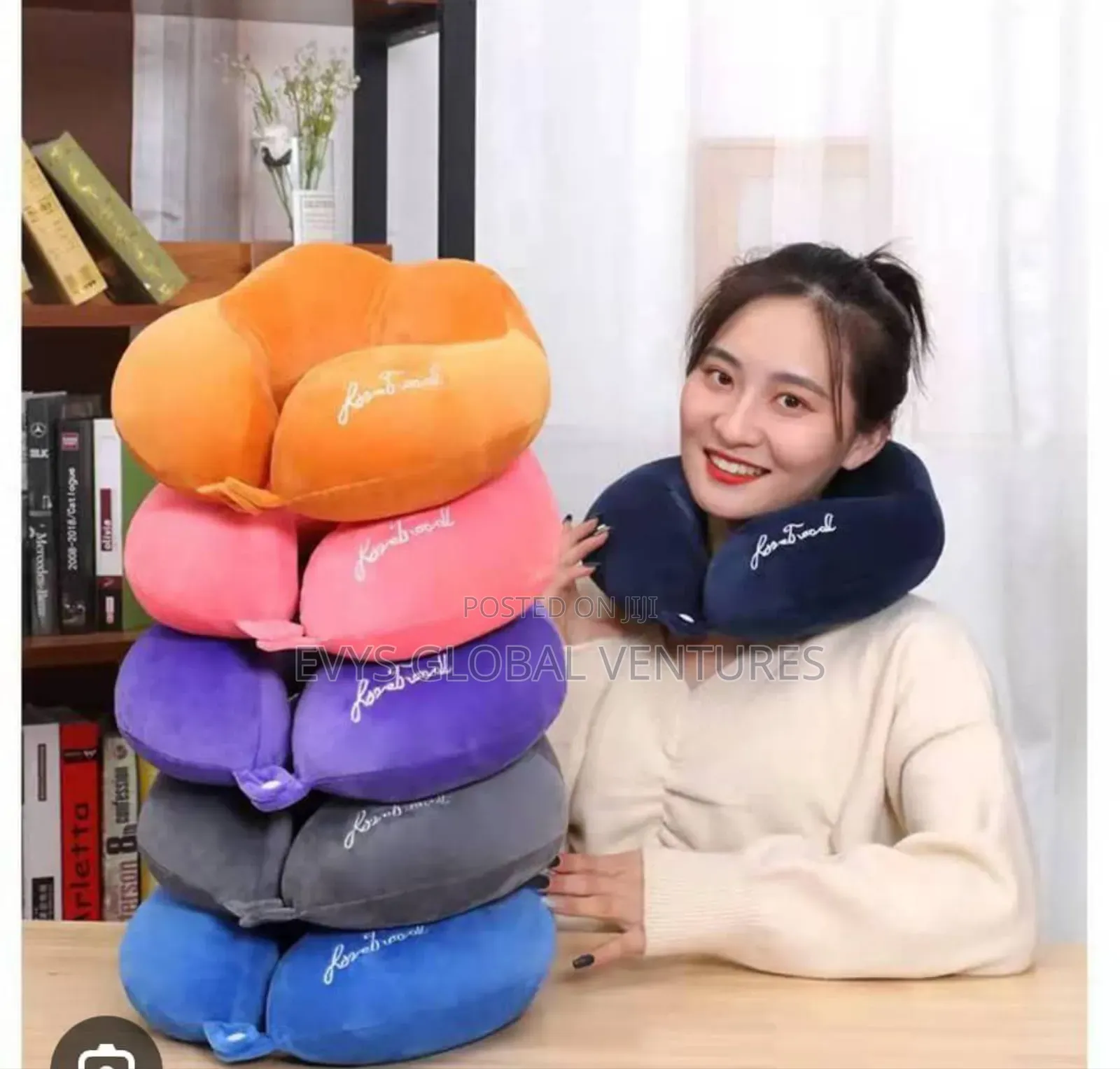 Fluffy Neck Pillow