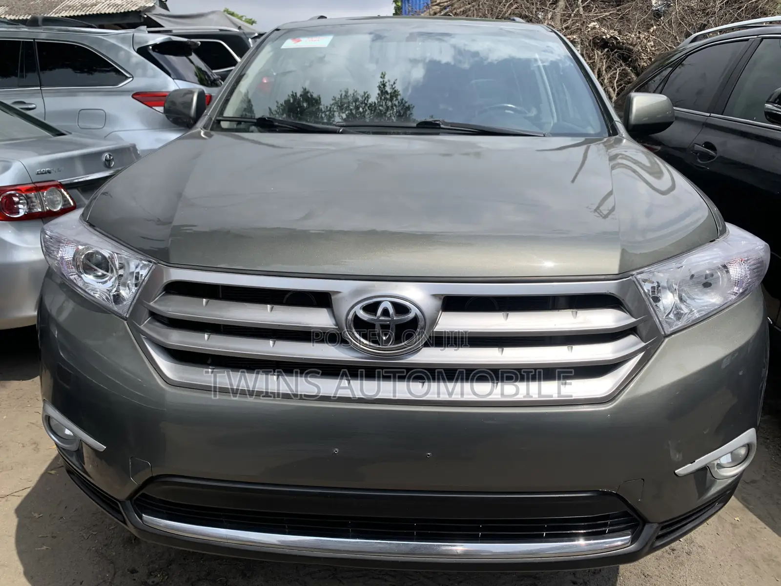Toyota Highlander Limited 3.5l 4WD 2013 Green