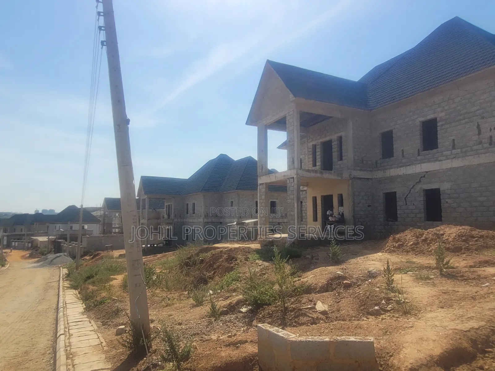 6bdrm Duplex in Admiralty Estate, Asokoro for sale