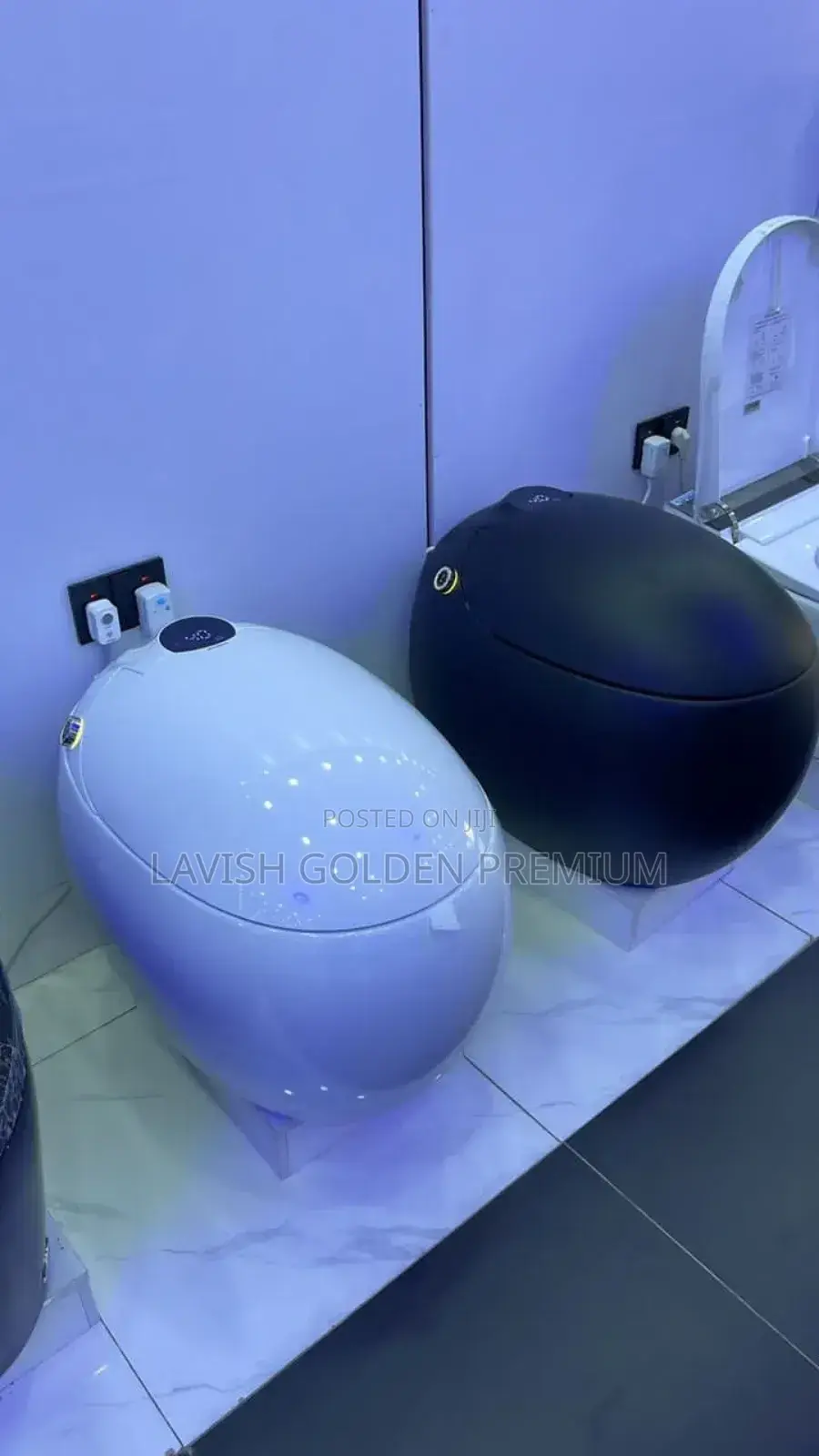 White and Black Smart Sensor Wc