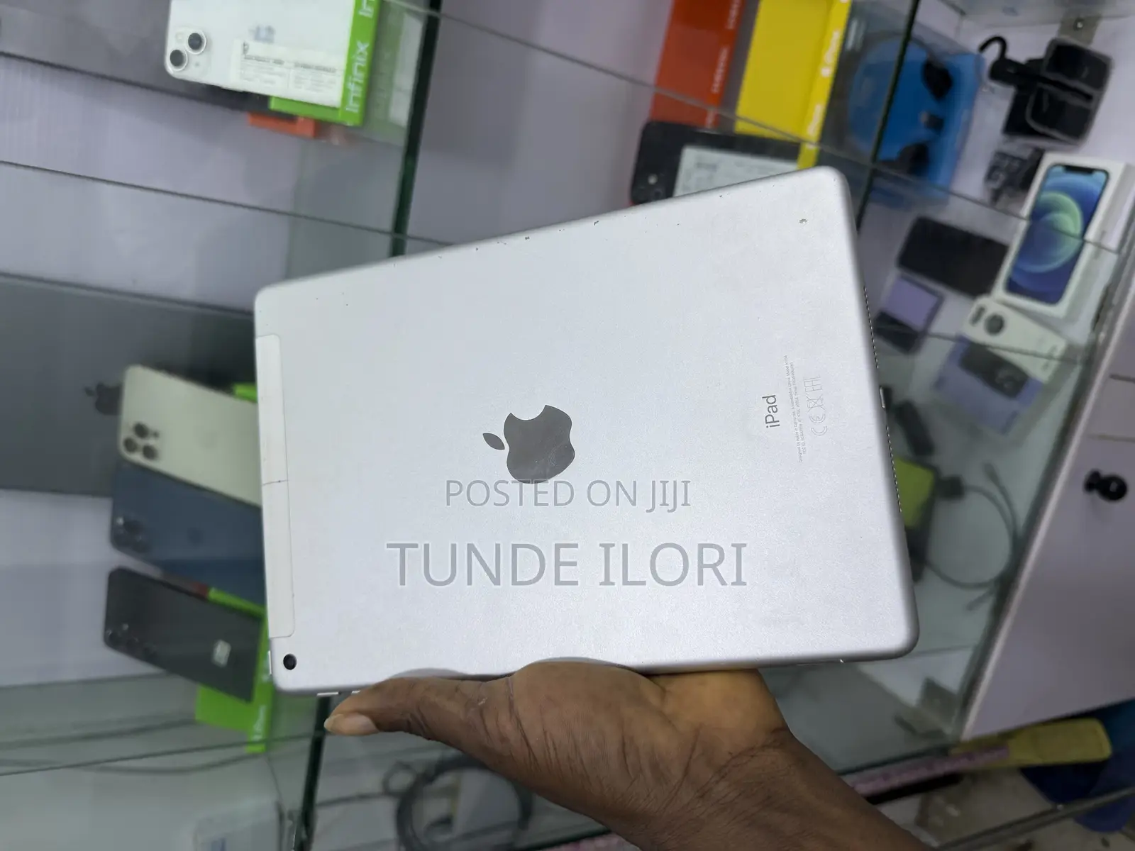 Apple iPad 9.7 128 GB Silver