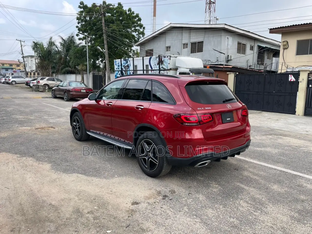 Mercedes-Benz GLC-Class 2021 Burgundy