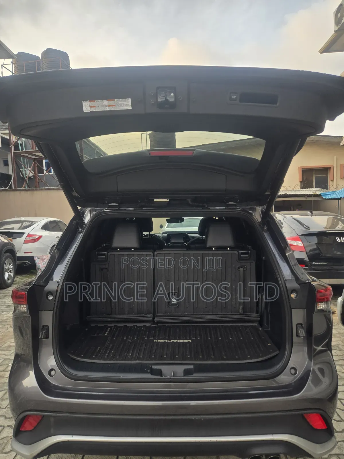 Toyota Highlander XSE 2022 Gray