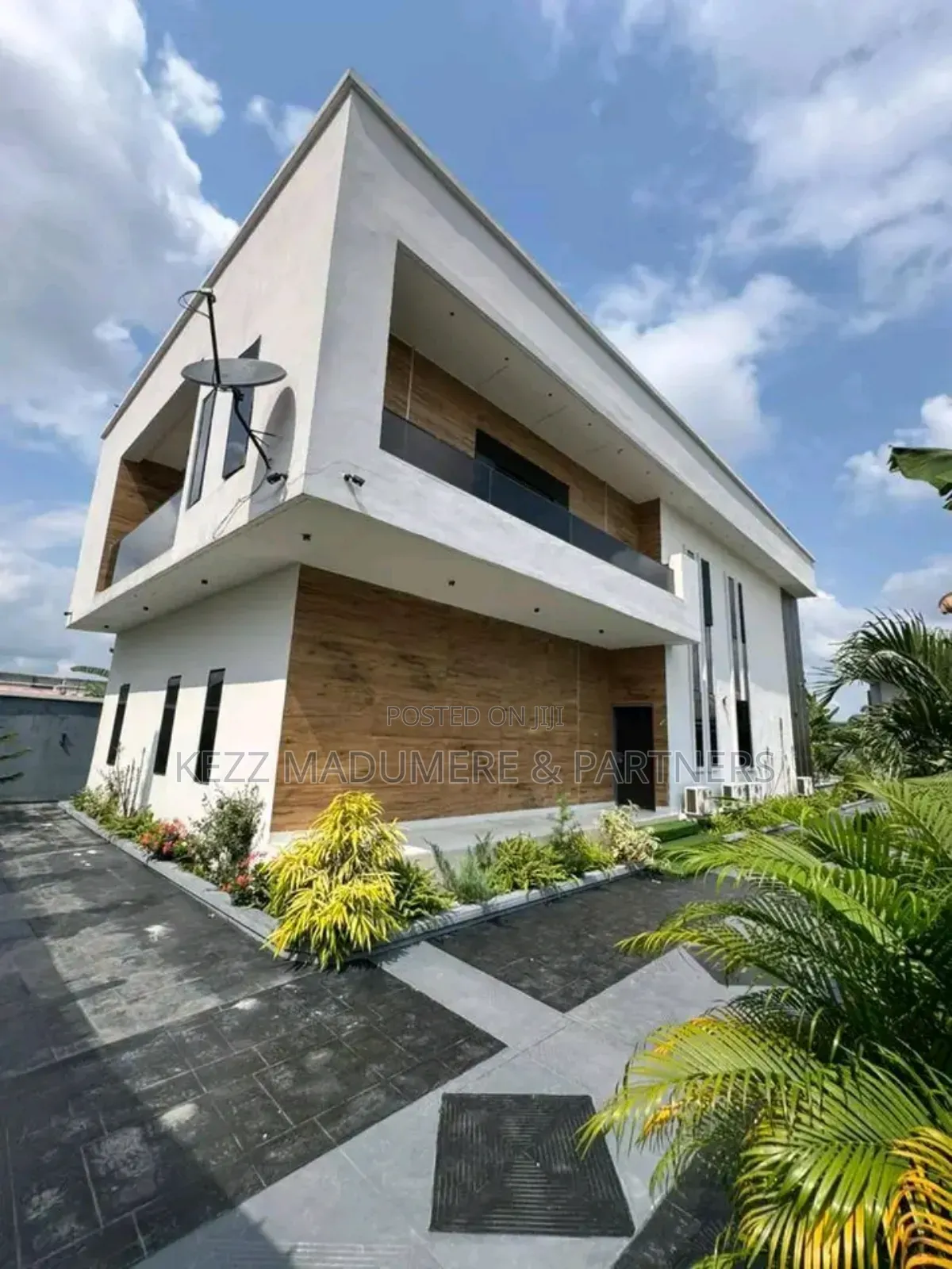 Furnished 5bdrm Duplex in Nta Road, Port for sale