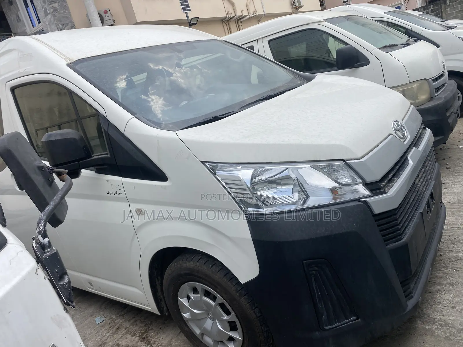 Toyota HiAce 2021 White