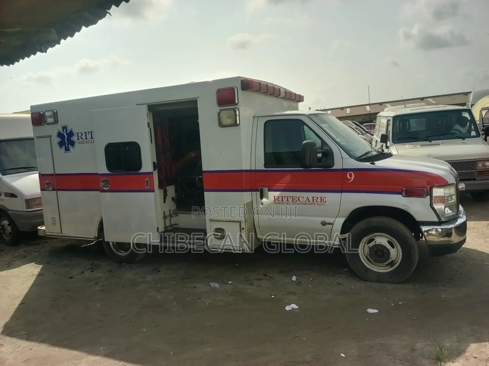 Ford E350 Ambulance Truck (Diesel) Auto