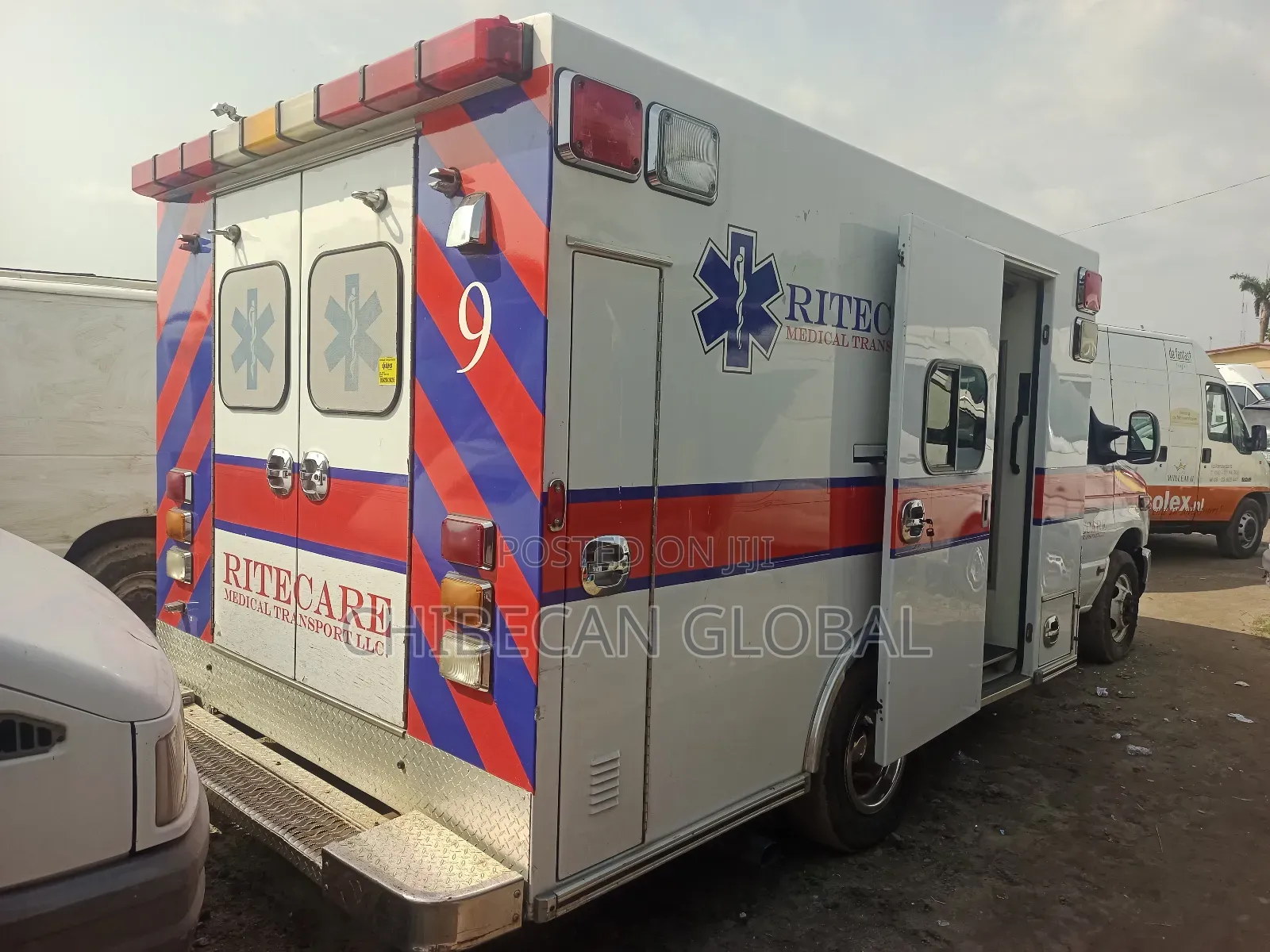 Ford E350 Ambulance Truck (Diesel) Auto
