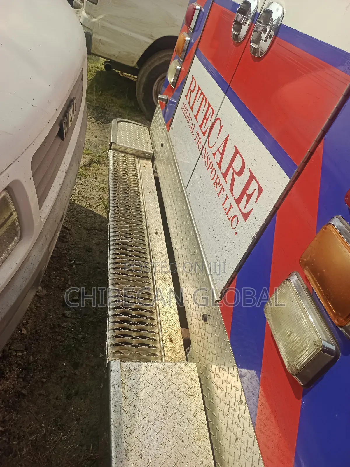 Ford E350 Ambulance Truck (Diesel) Auto