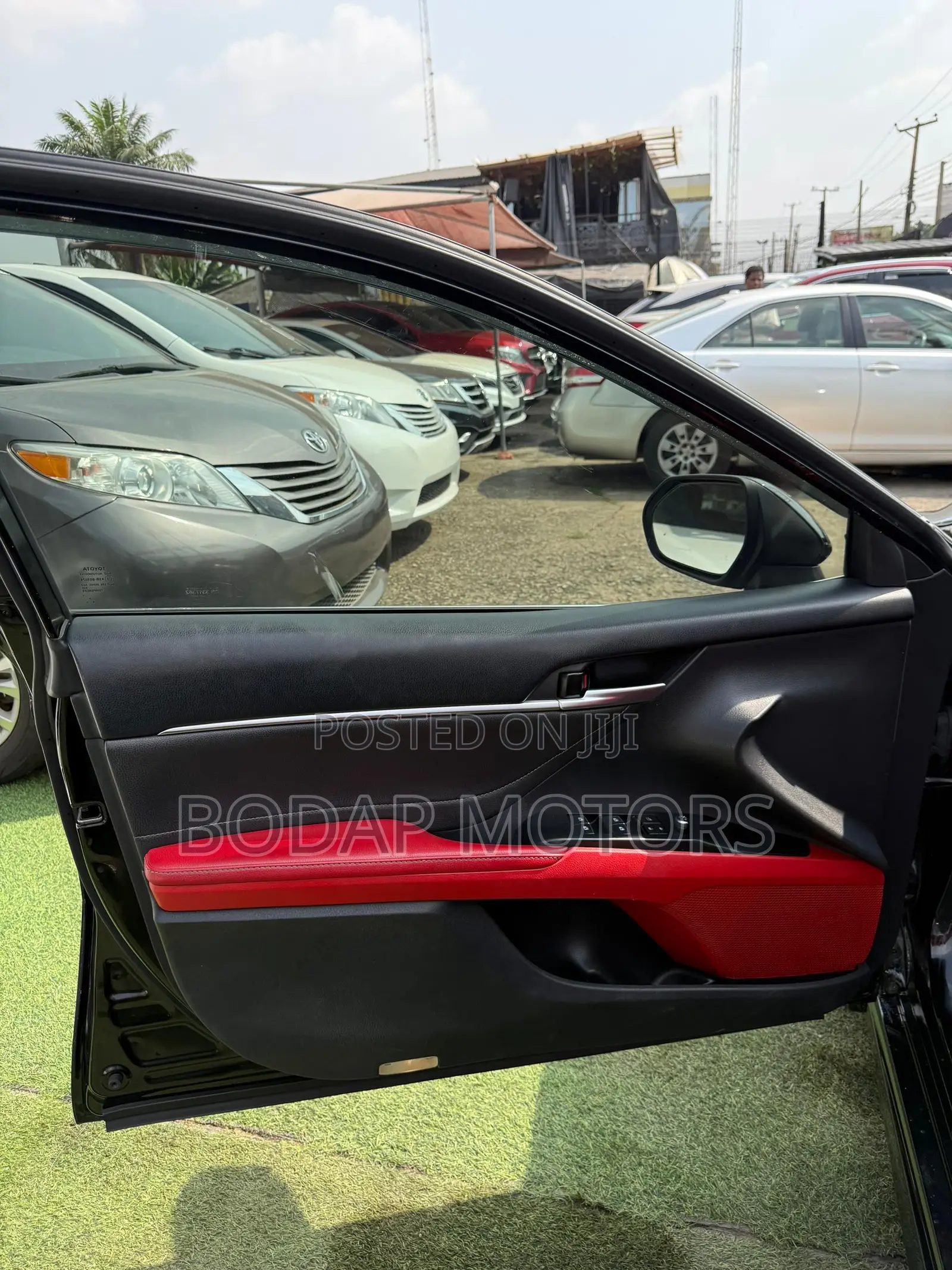 Toyota Camry XSE FWD (2.5L 4cyl 8AM) 2018 Blue