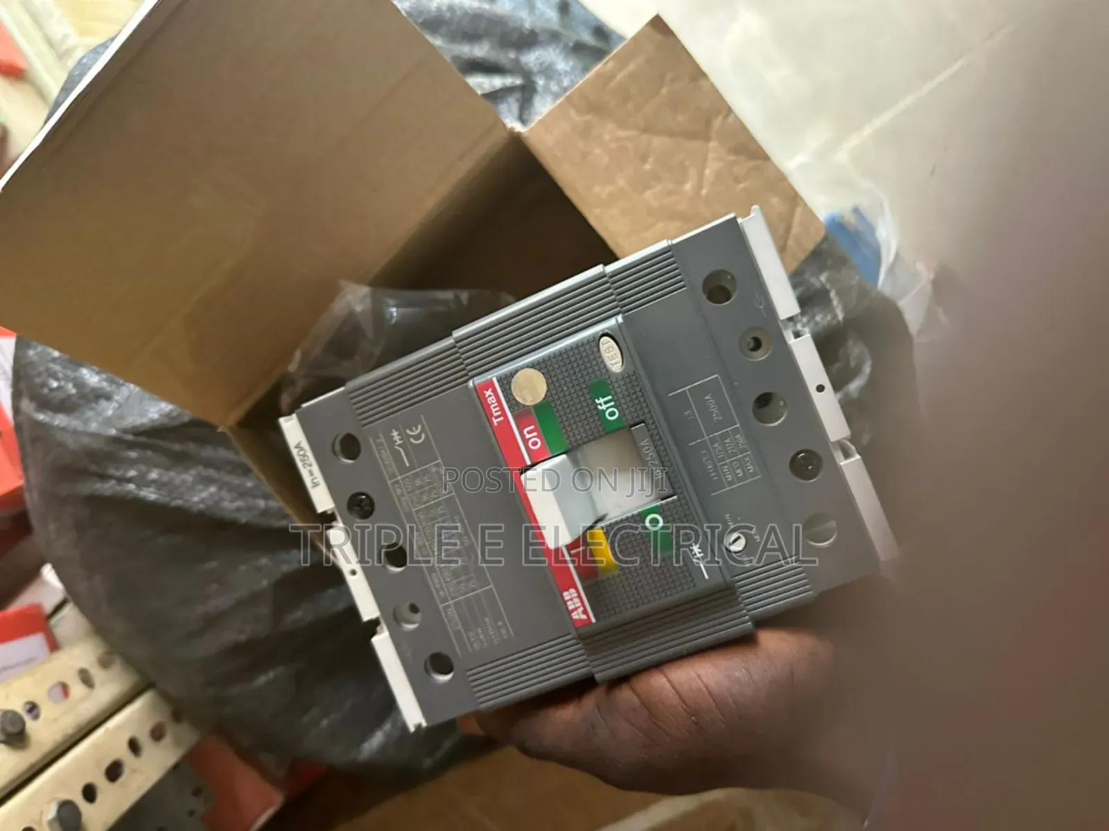250a Abb Circuit Breaker 3pole