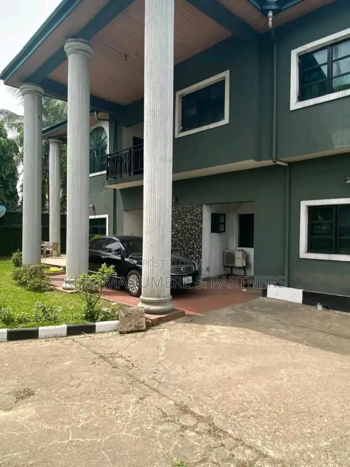 5bdrm Duplex in Stadium Road, Port for sale