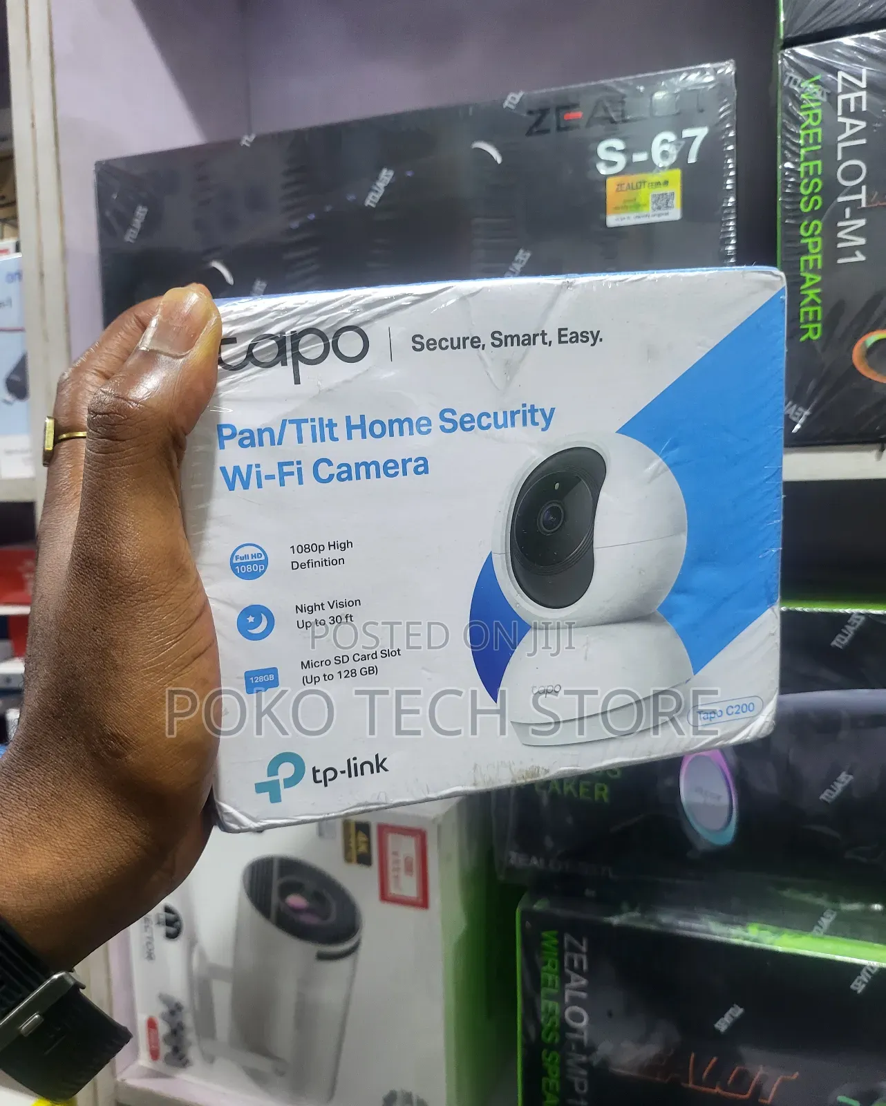 Tp-link Tapo C200 Pan/Tilt Home Security Wi-fi Camera.